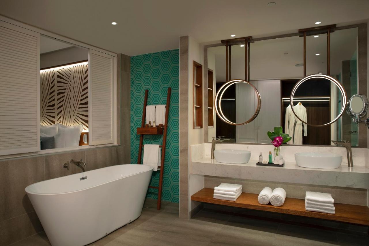 Preferred Club Master Suite Rooftop,1168119352:JPEG