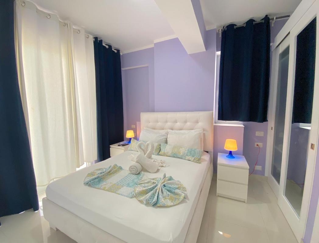 One-Bedroom Apartment,1380006875:JPEG