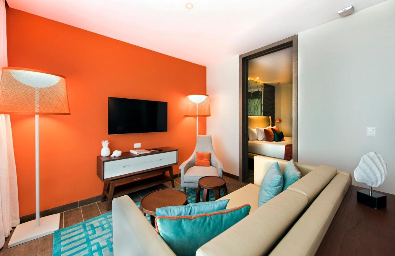 Flat Suite