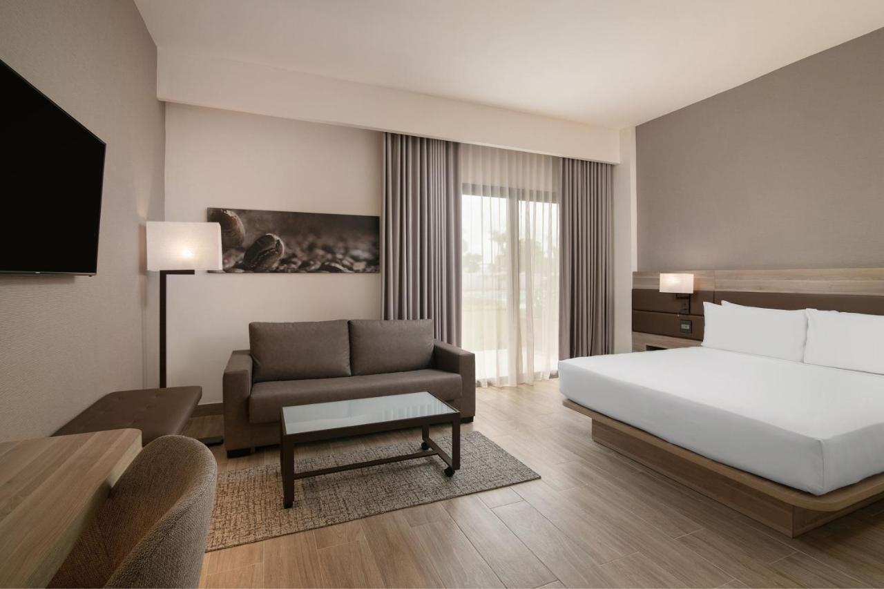 King Room with Sofa Bed and Terrace - Poolside,1398020021:JPEG