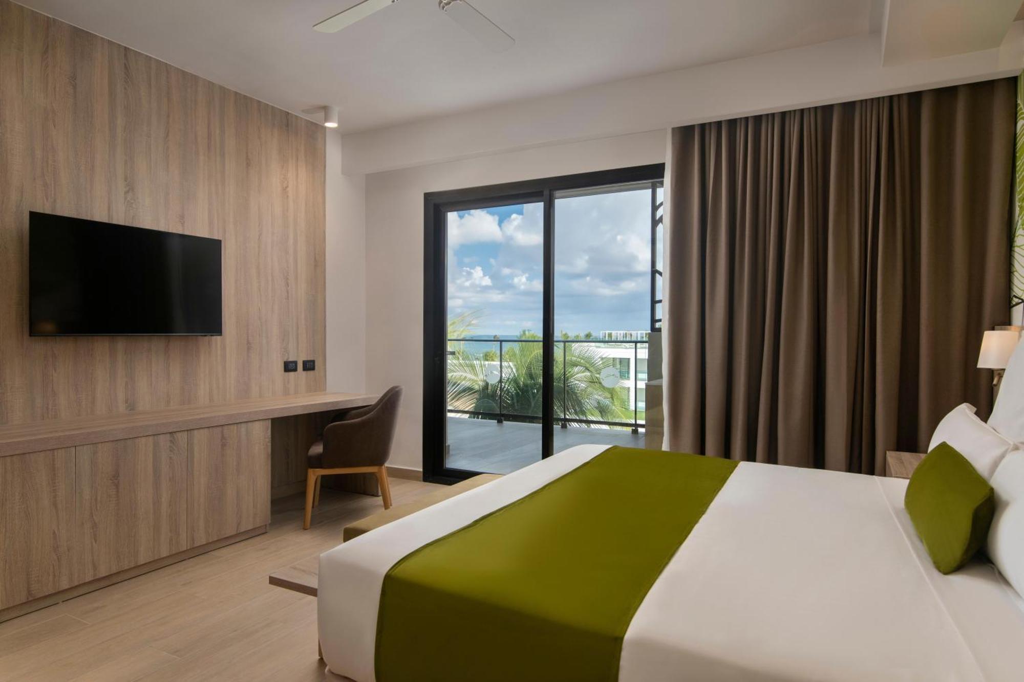 Master Suite,1645757258:JPEG