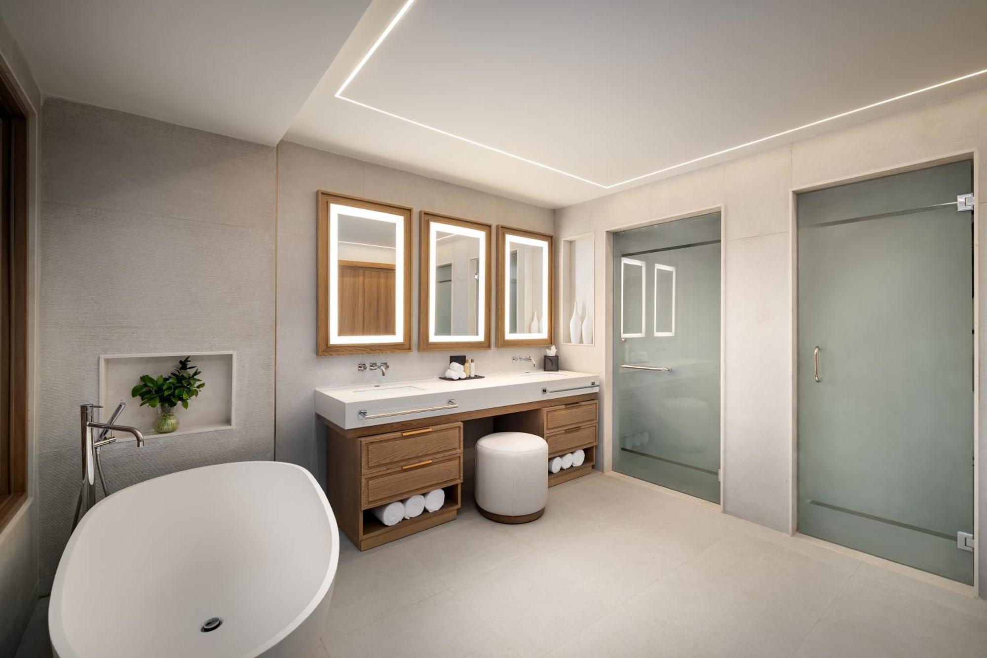 Preferred Club Master Suite Ocean Front Swim Out King,1594903344:JPEG