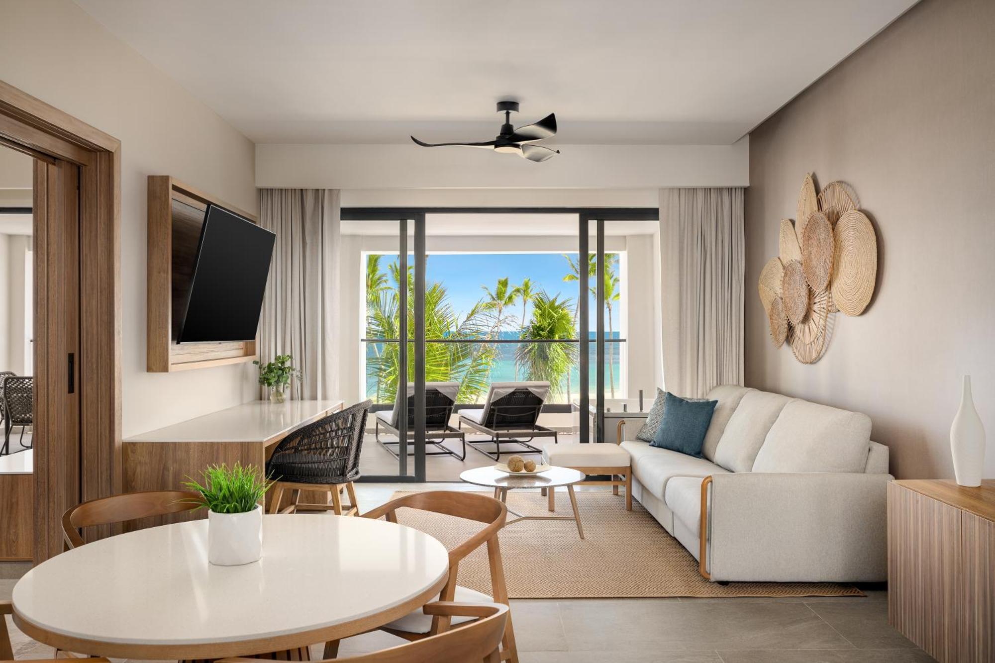 Preferred Club Master Suite Ocean Front King,1594903328:JPEG