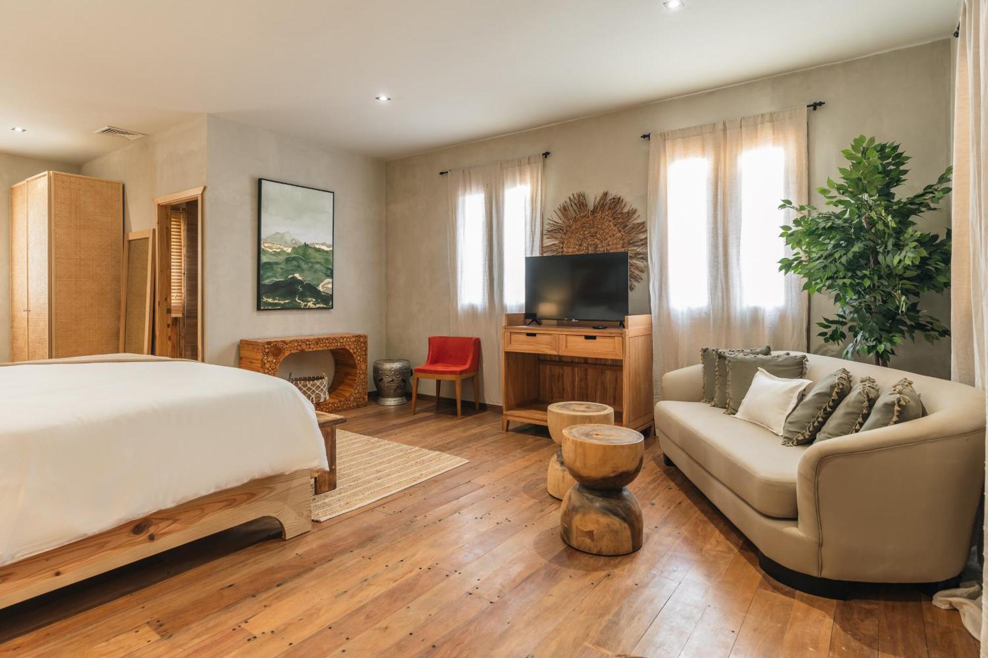 Junior Suite