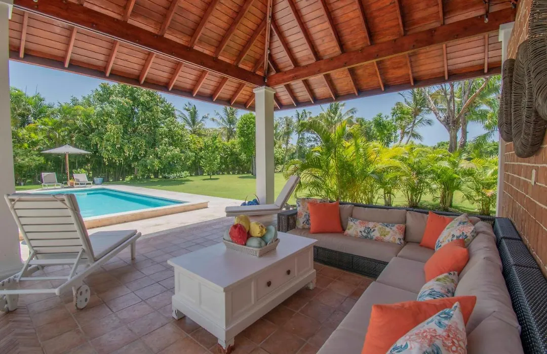Colorful Golf-Front Villa With Private Pool In Exclusive Beach Resort-1