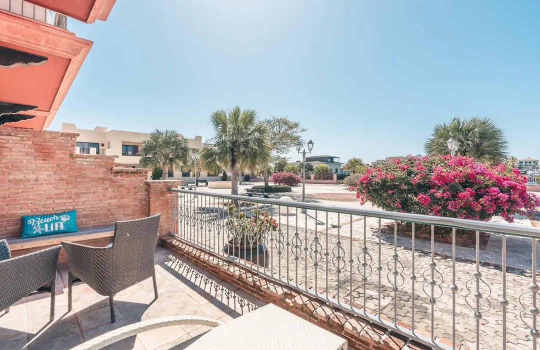 Beautiful And Pet Friendly Apartment At Fishing Lodge A13-1