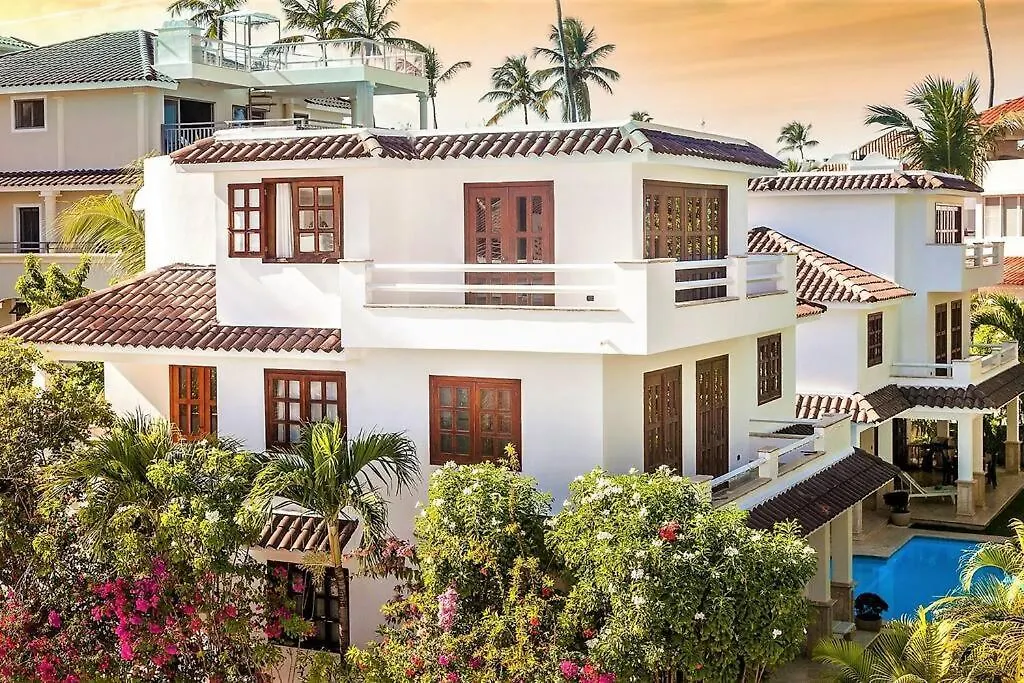 Punta Can 7Br Twin Villas Walking To Beach + Free Bonus-1