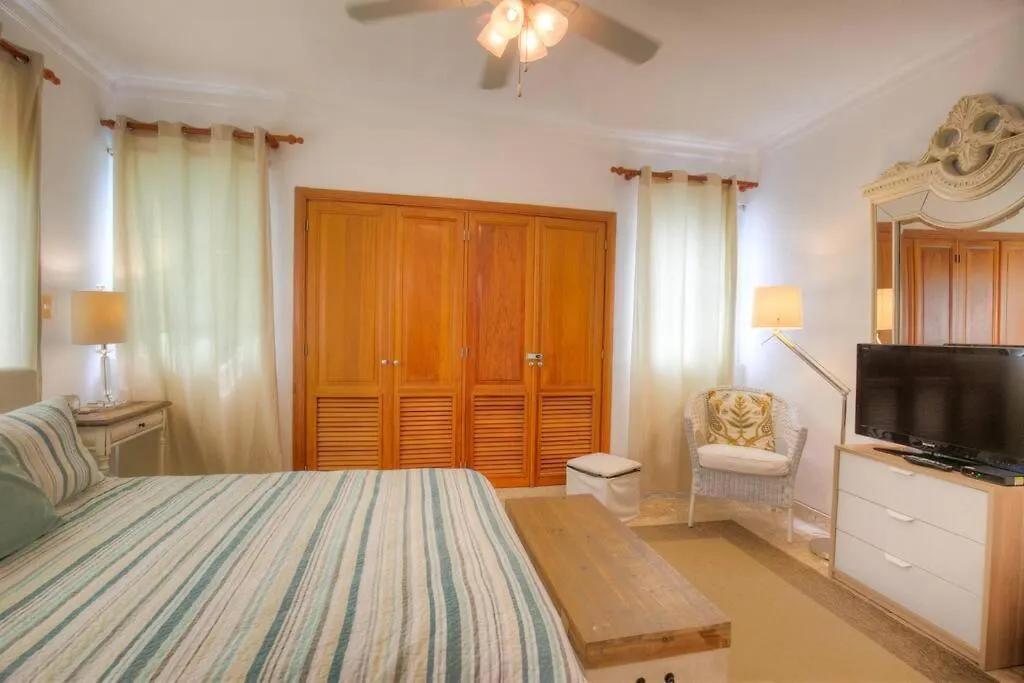 Exclusive Apartment Steps From The Beach - Turquesa D-301-1