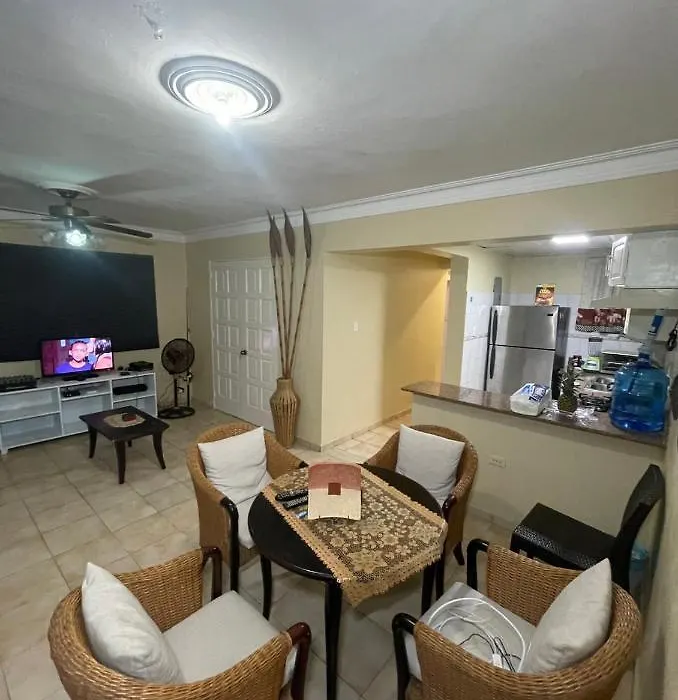 Cheap Bedroom In Shared Apartment Near The Beach-1