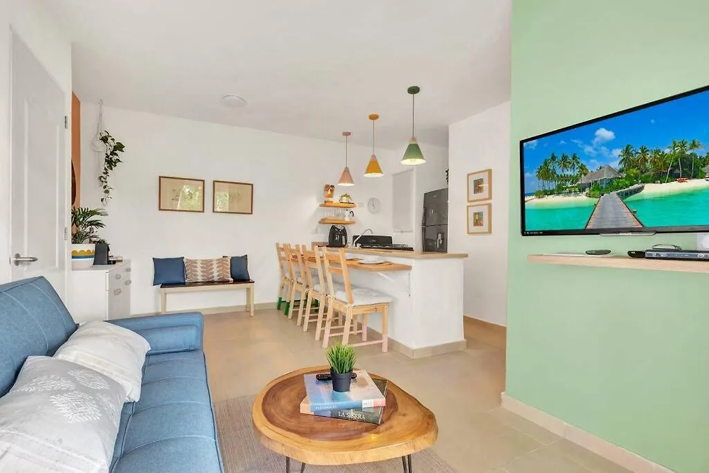 Cool Cana / Beautiful Cozy & Full Of Art Apartment-1