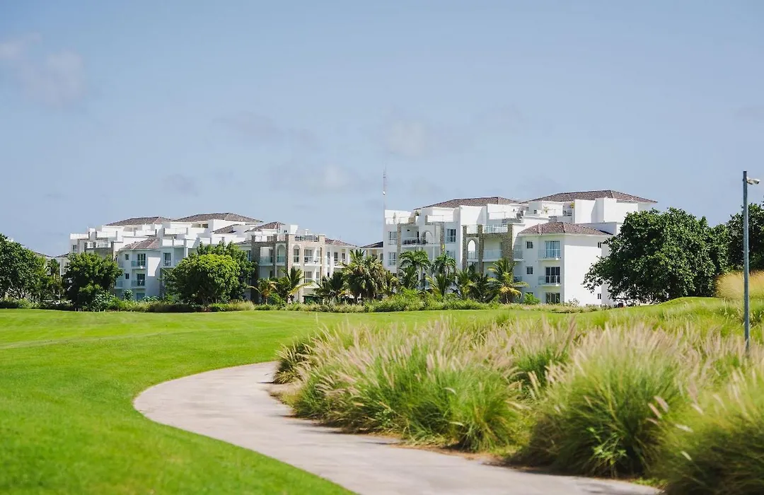 Unique 1Br Retreat W/ Pool & Golf View Cp-1
