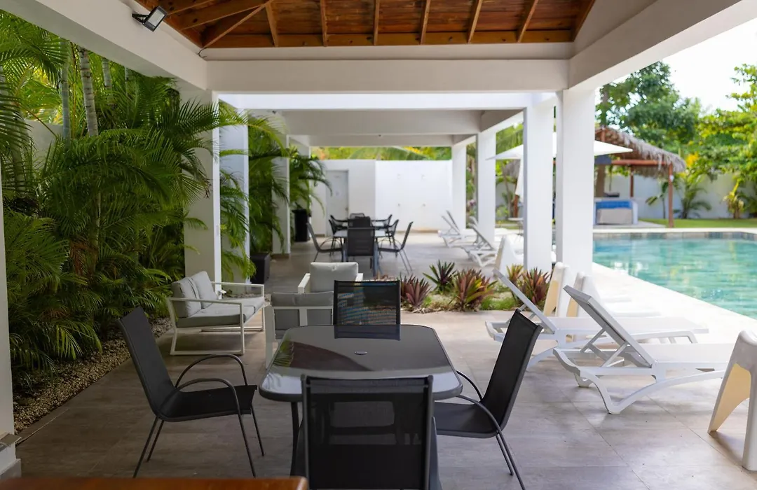 Chic Beach Apartment - 3 Min To The Beach-1