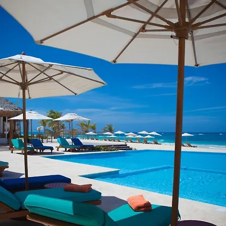 Cana Rock Condos Punta Cana Penthouse & Beach Club-3