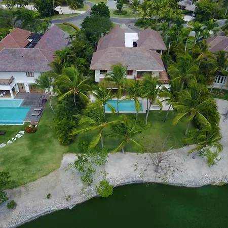 Lake Front Villa With Open Design In Luxury Resort-3