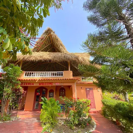 Deluxe Villa Playa Los Corales - Bbq, Beach Club, Wifi-2