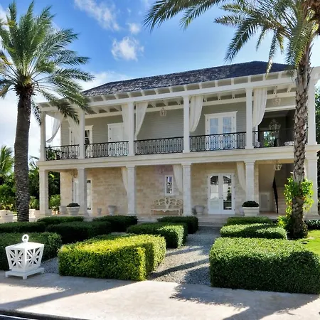 Luxury 9-Bedroom Ocean And Golf Front Mansion With Full Service Staff In Exclusive Resort-2