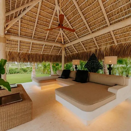 Unique Mediterranean-Style Villa With Golf And Lake View In Luxury Beach Resort-3