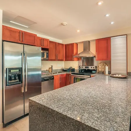 Apartment With Ocen View At Punta Palmera Cbd-3