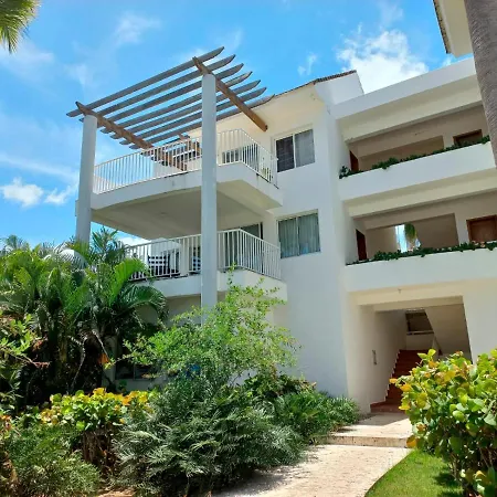 1 Bedroom Seaside Penthouse Close To Amenities-2