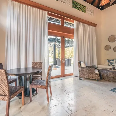 Fabulous Villa With Picuzzi At Green Village B843-2
