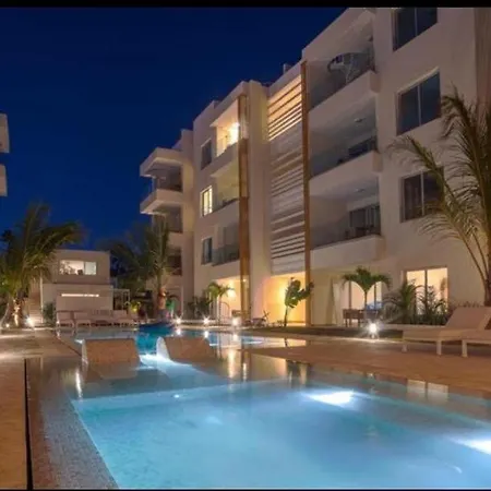 Beach Garden F2 Condo-3