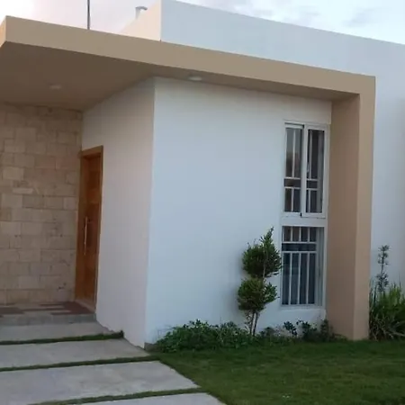 Dos Casas Espaciosas Con Patio/Piscina Privada-2