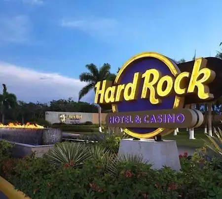 Cana Rock Star luxury condo, Casino, golf, beach in Hard Rock área-3