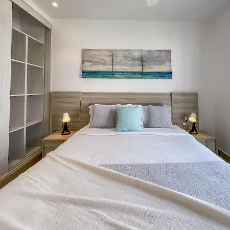 Gorgeous New Apartment In Los Corales G3-2