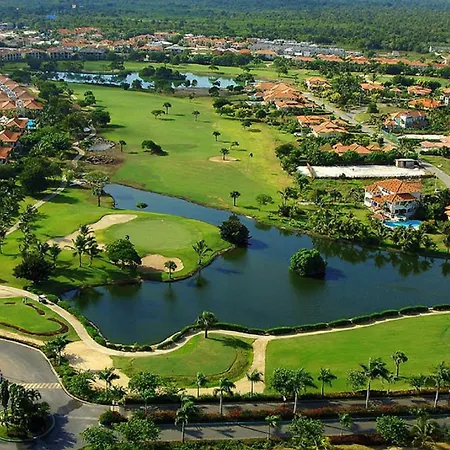 Beauty Golf Suites Apartment 7167. Cocotal-3