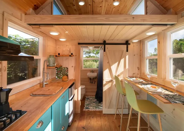 New!! Tropical Tiny Sanctuary-Tiny Home Near Beach Punta Cana aceita animais de estimação
