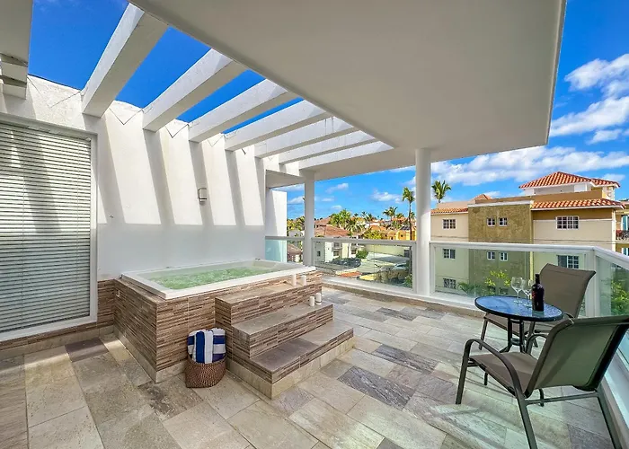 Gorgeous 1 Bedroom Ph Apartment W Jacuzzi Punta Cana aceita animais de estimação